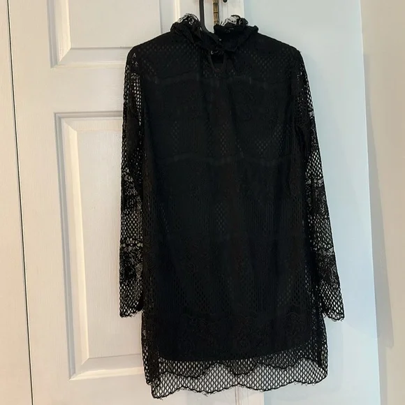 Cocktail Party Mini Black Lace Long Sleeves Dress - Picture 5 of 9